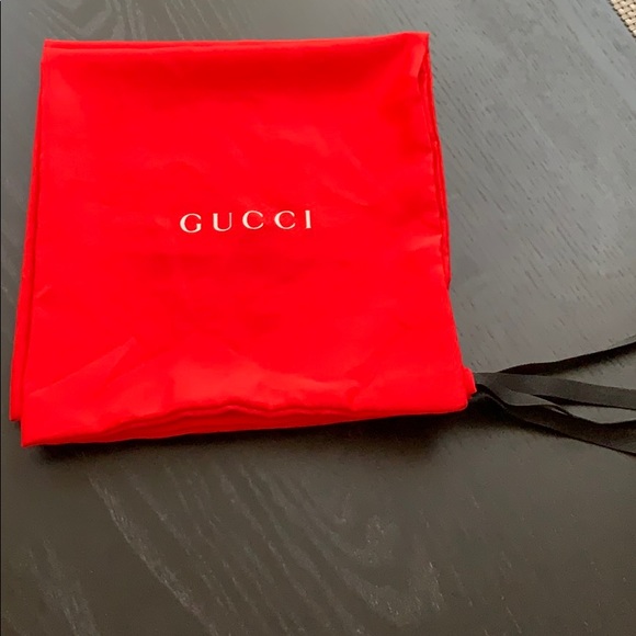Silky Set of 2 Red Gucci Dust Bags - Picture 11 of 11